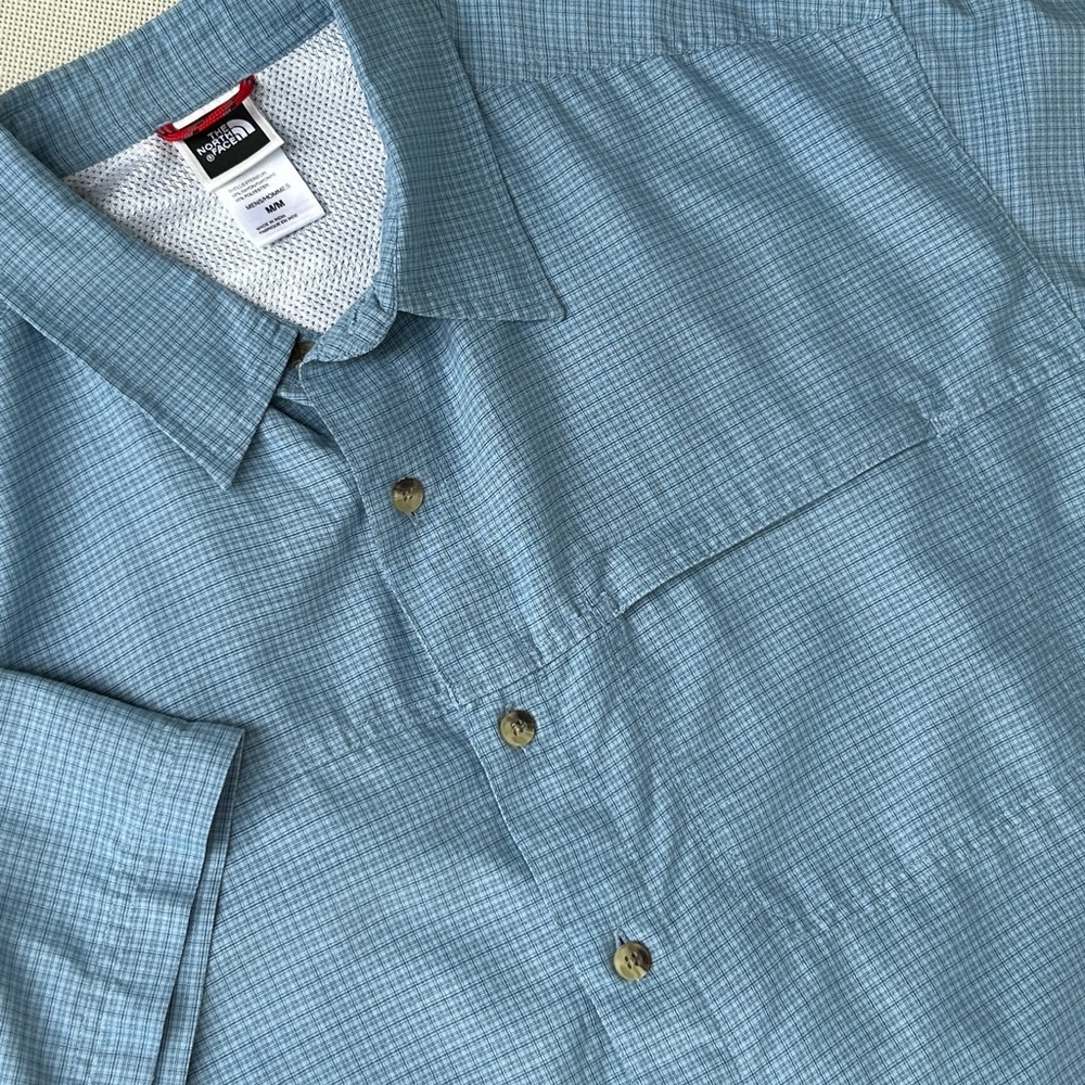 North Face Men Blue Button Up Shirt Outdoor Casual Men Size M